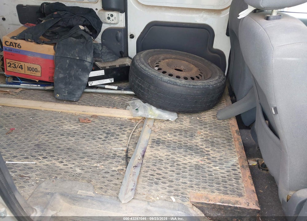 2010 FORD TRANSIT CONNECT XL VIN: NM0LS7CN3AT018366