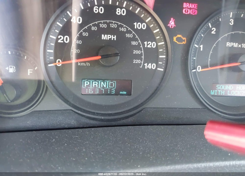 2005 JEEP GRAND CHEROKEE LAREDO VIN: 1J4GR48K95C540223