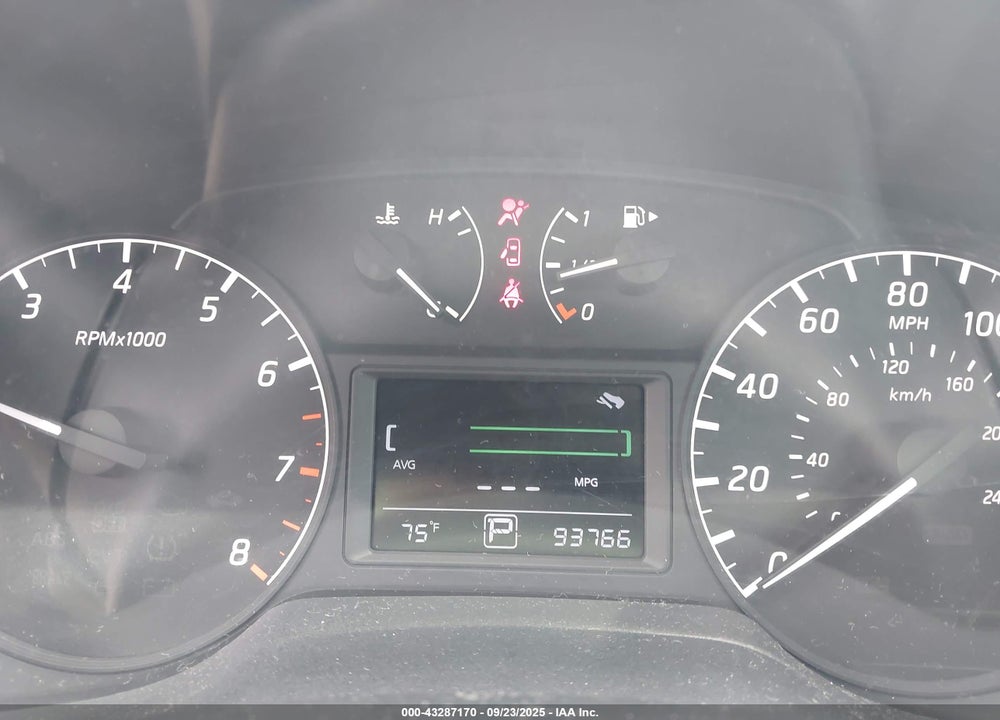 2017 NISSAN SENTRA VIN: 3N1AB7AP4HY335091