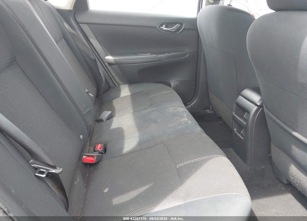 2017 NISSAN SENTRA VIN: 3N1AB7AP4HY335091