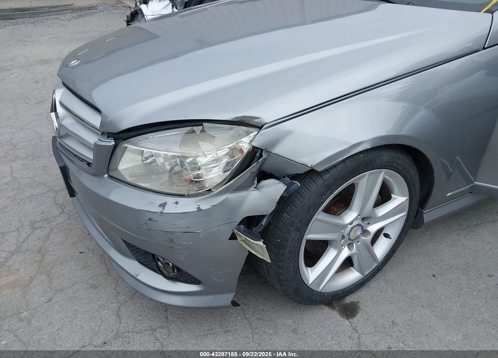 2010 MERCEDES-BENZ C CLASS VIN: WDDGF8BB2AR106818
