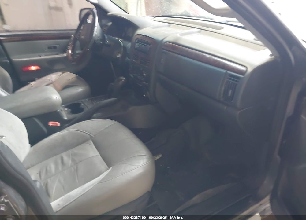 2002 JEEP GRAND CHEROKEE OVERLAND VIN: 1J8GW68J62C187428