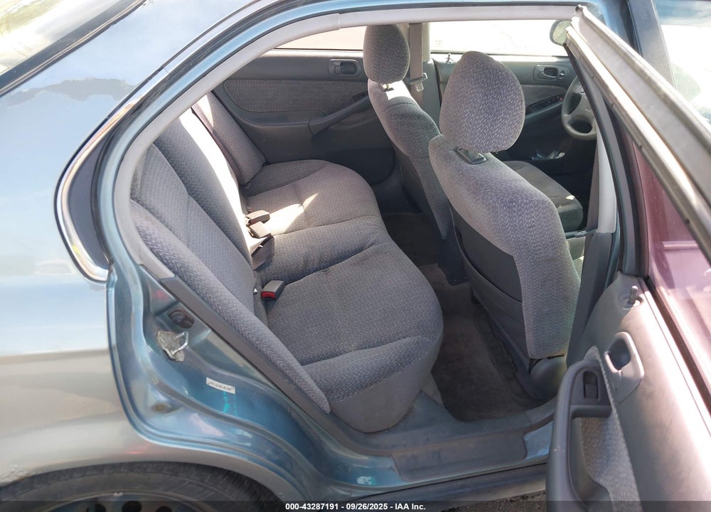 1999 HONDA CIVIC LX VIN: 1HGEJ6676XL057999