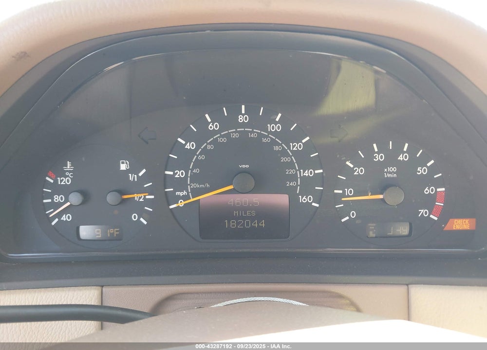 2000 MERCEDES-BENZ E 320 VIN: WDBJF65J2YB120890