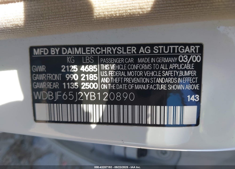 2000 MERCEDES-BENZ E 320 VIN: WDBJF65J2YB120890