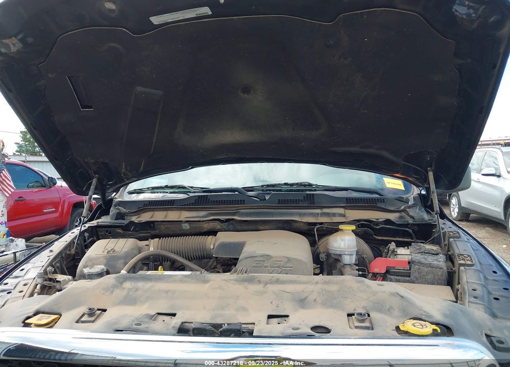 2019 RAM 1500 VIN: 1C6RR6FG7KS704943