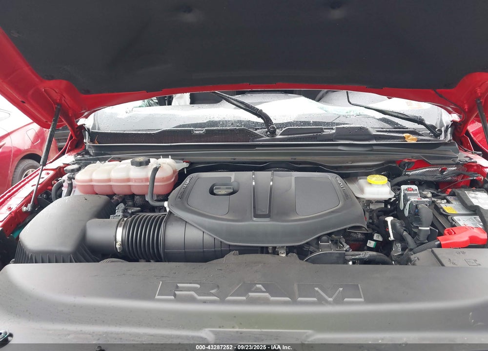 2025 RAM 1500 BIG HORN 4X4 5'7 BOX VIN: 1C6SRFFPXSN717539