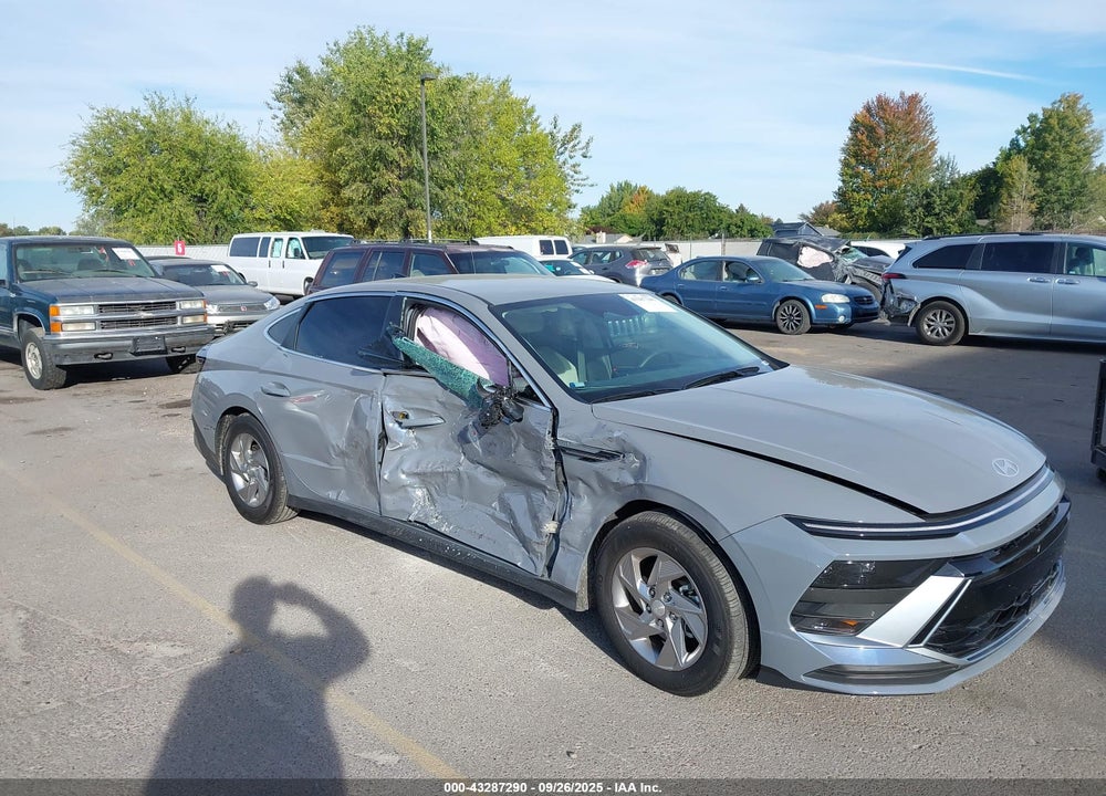 2025 HYUNDAI SONATA SE VIN: KMHL24JA8SA500633