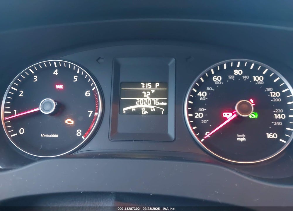 2013 VOLKSWAGEN JETTA VIN: 3VWDX7AJXDM389226