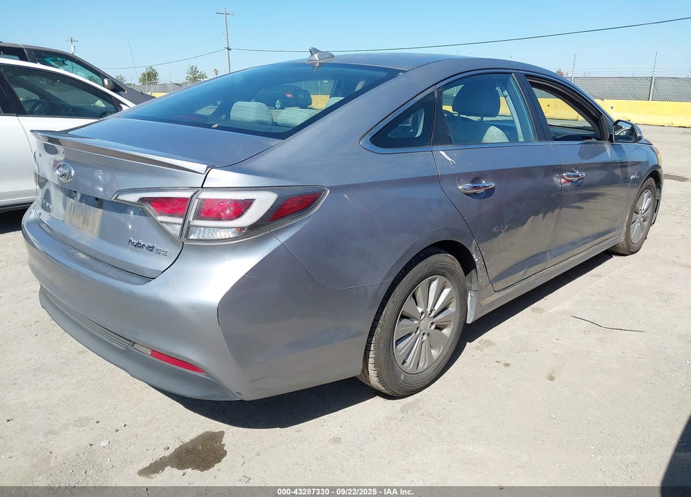 2016 HYUNDAI SONATA HYBRID SE VIN: KMHE24L1XGA012426