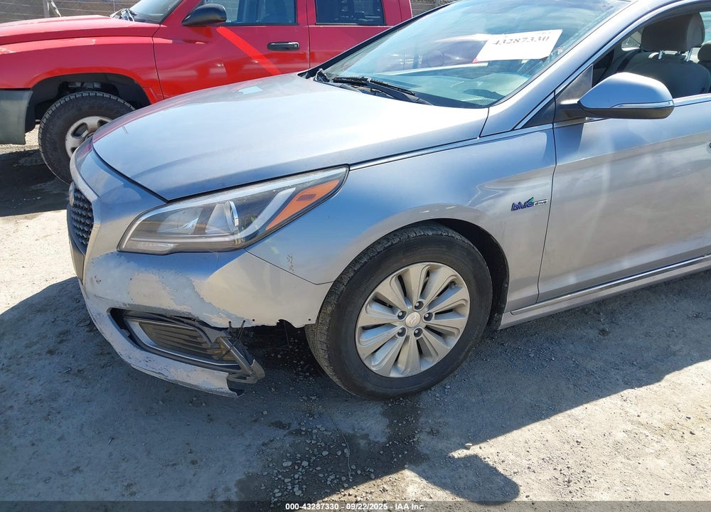 2016 HYUNDAI SONATA HYBRID SE VIN: KMHE24L1XGA012426