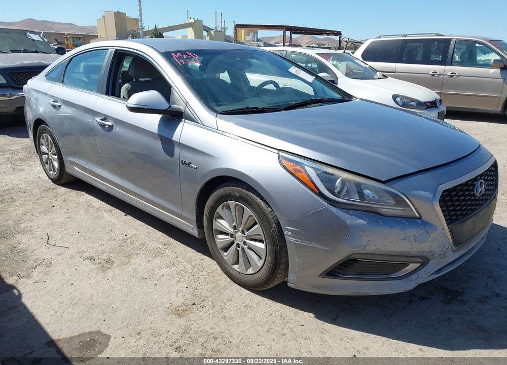2016 HYUNDAI SONATA HYBRID SE VIN: KMHE24L1XGA012426