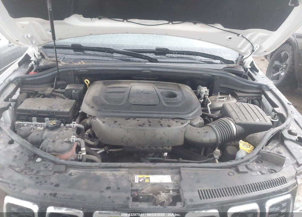 2020 JEEP GRAND CHEROKEE VIN: 1C4RJFAG4LC179505
