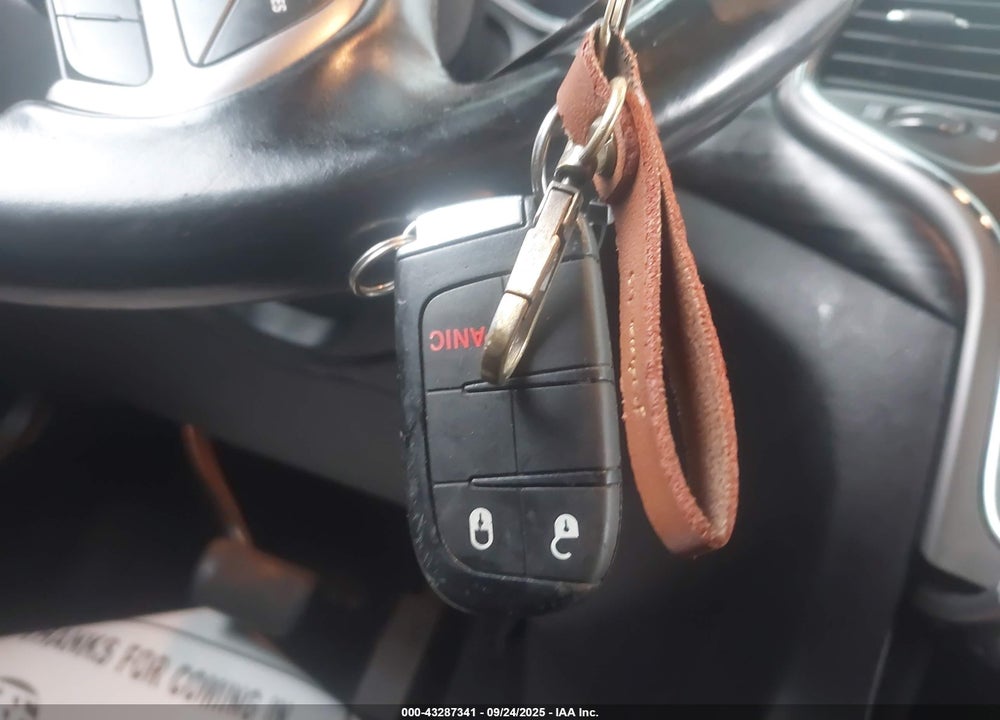 2020 JEEP GRAND CHEROKEE VIN: 1C4RJFAG4LC179505