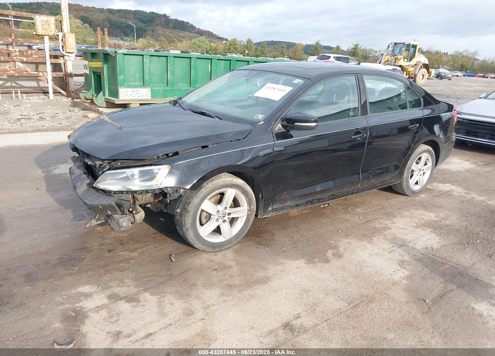 2011 VOLKSWAGEN JETTA VIN: 3VW3L7AJ0BM067182