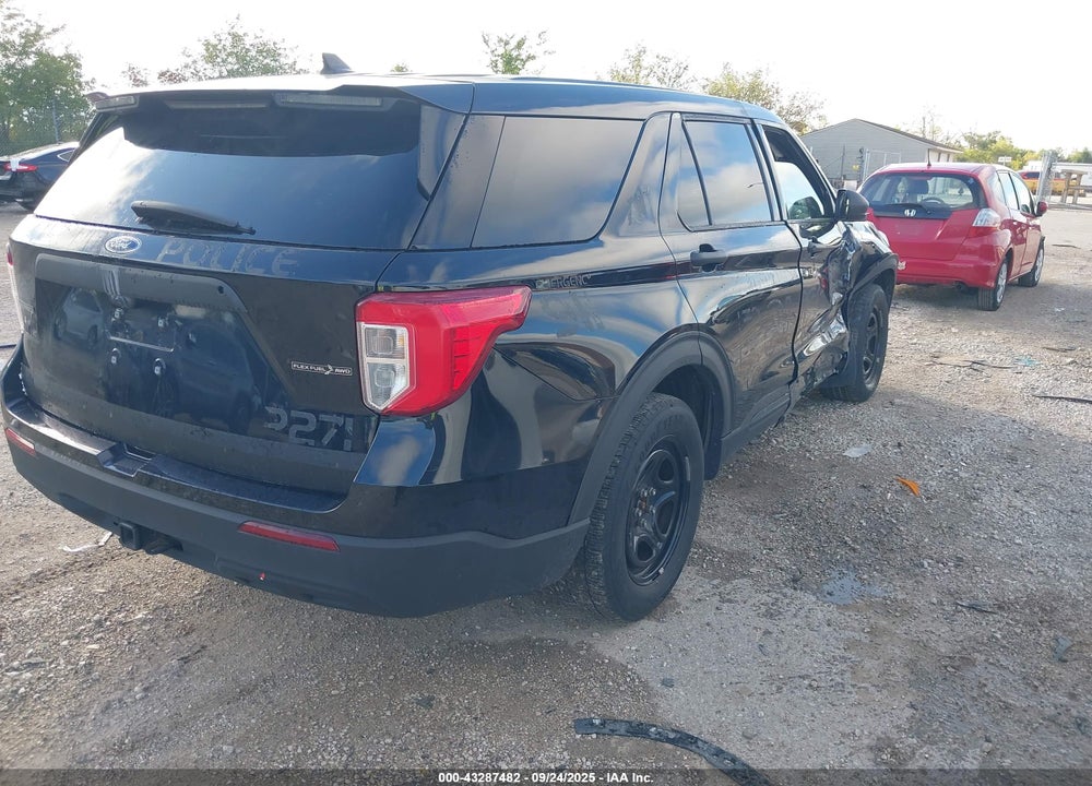 2021 FORD POLICE INTERCEPTOR UTILITY VIN: 1FM5K8AB1MGA50879