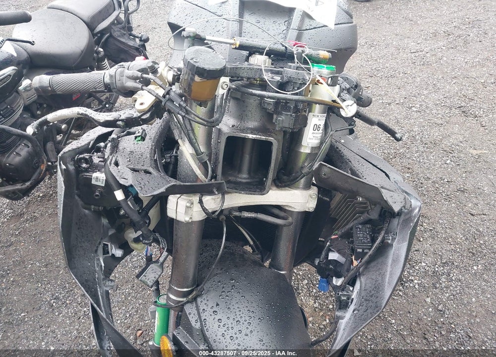 2016 KAWASAKI ZX1000 S VIN: JKAZXCS18GA000448