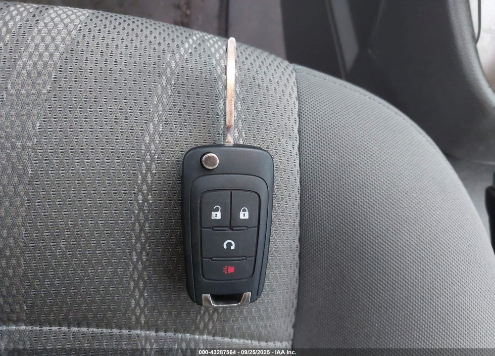 2012 CHEVROLET SONIC VIN: 1G1JC6SH2C4122561