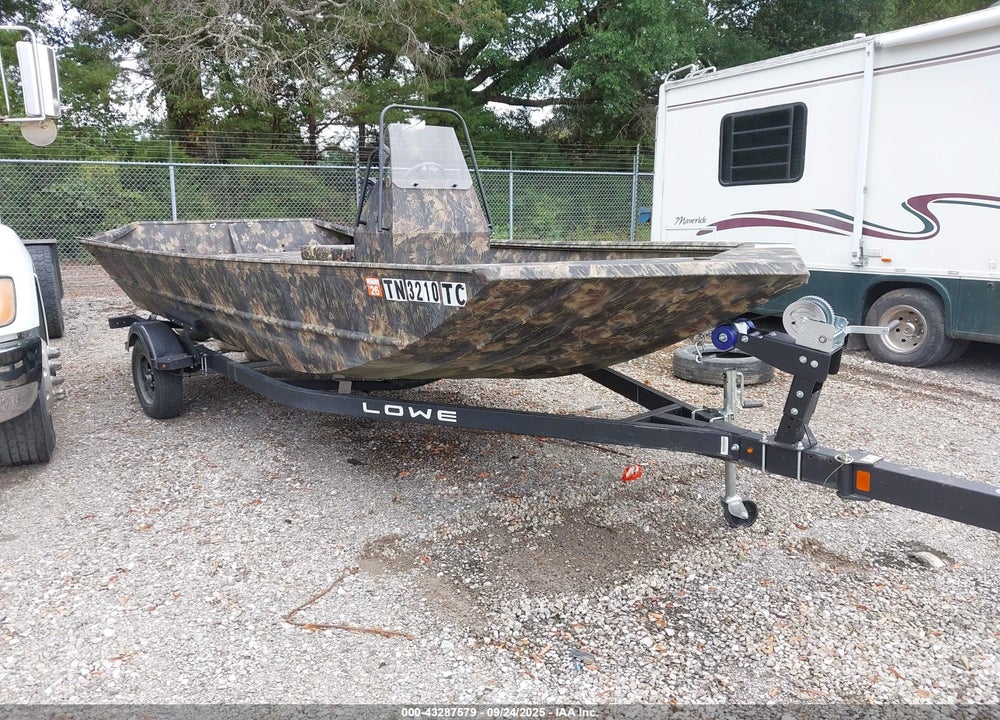 2023 LOWE BASSBOAT VIN: USLWC00646H324