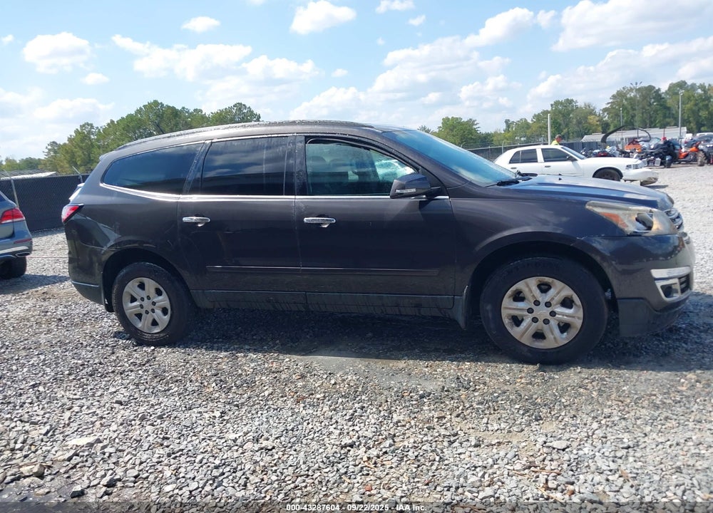 2017 CHEVROLET TRAVERSE VIN: 1GNKVGKD2HJ141961