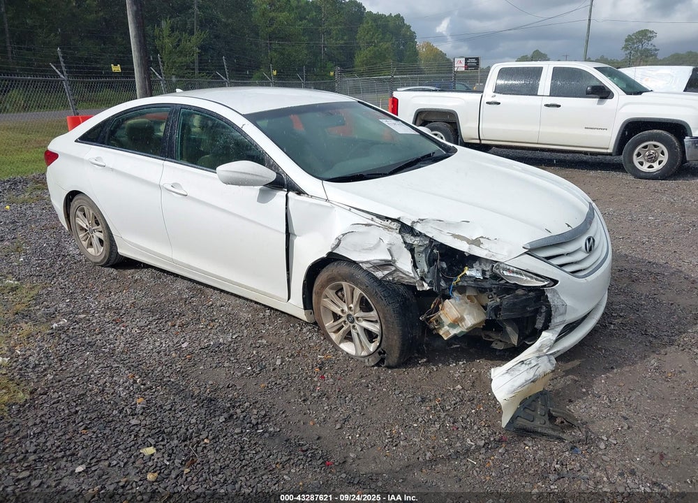 2013 HYUNDAI SONATA GLS VIN: 5NPEB4AC1DH671184