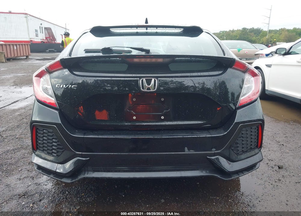 2019 HONDA CIVIC VIN: SHHFK7H68KU418346