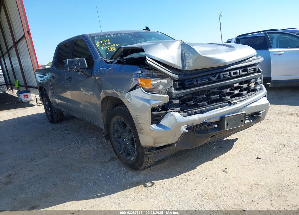 2024 CHEVROLET SILVERADO 1500 2WD SHORT BED CUSTOM VIN: 1GCPABEK6RZ323639