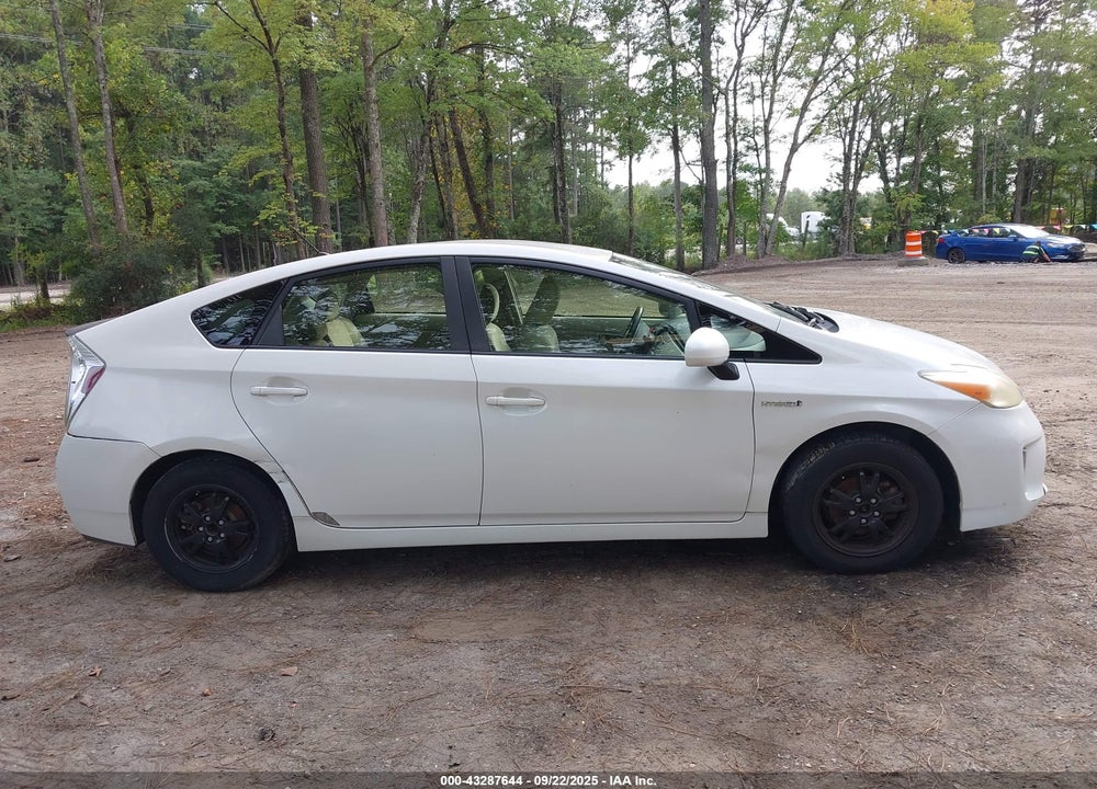 2013 TOYOTA PRIUS VIN: JTDKN3DU9D5645506
