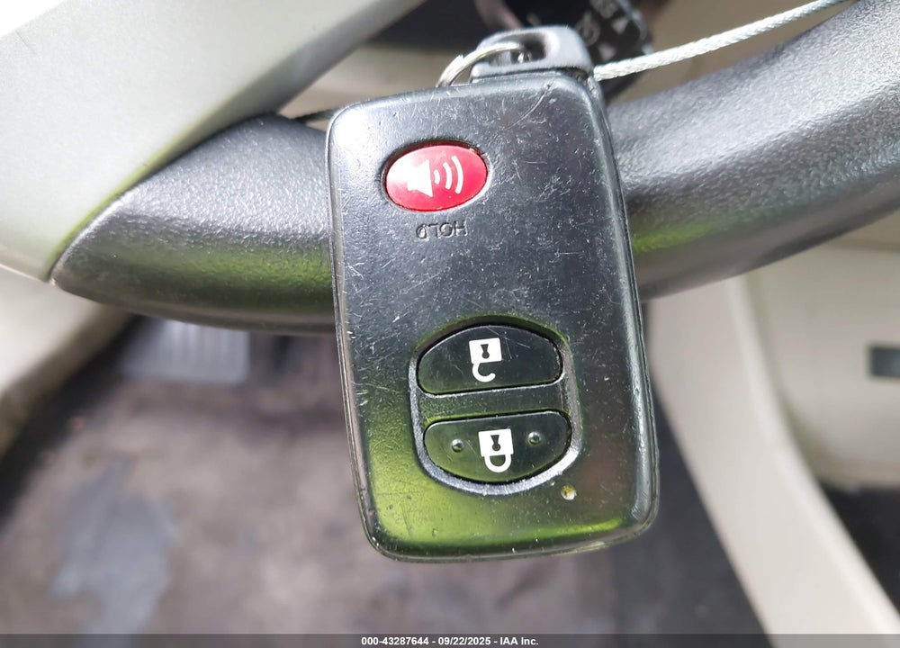 2013 TOYOTA PRIUS VIN: JTDKN3DU9D5645506