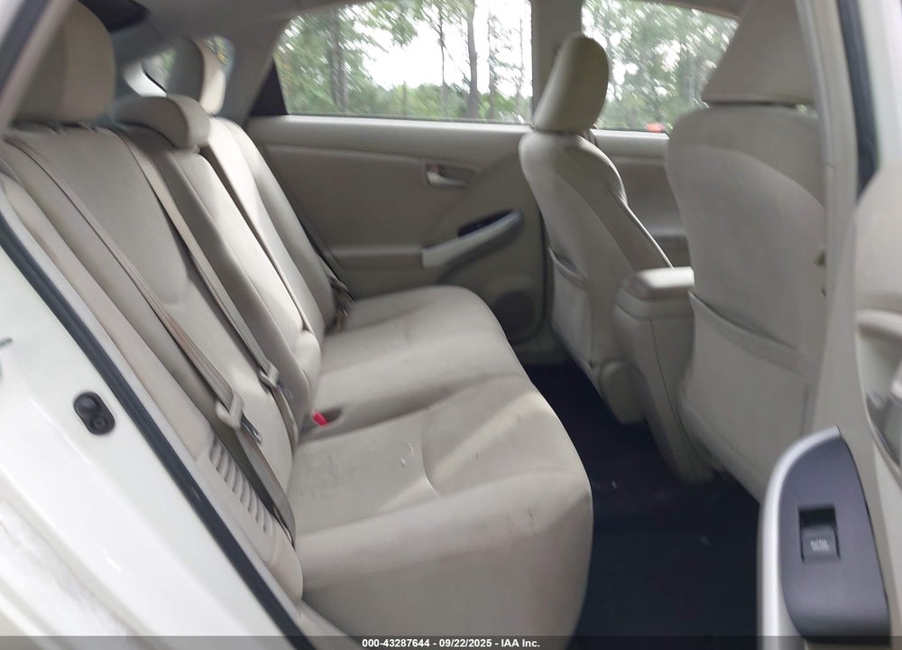 2013 TOYOTA PRIUS VIN: JTDKN3DU9D5645506
