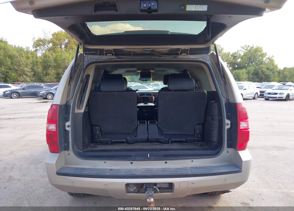2007 CHEVROLET TAHOE LT VIN: 1GNFK130X7J120793