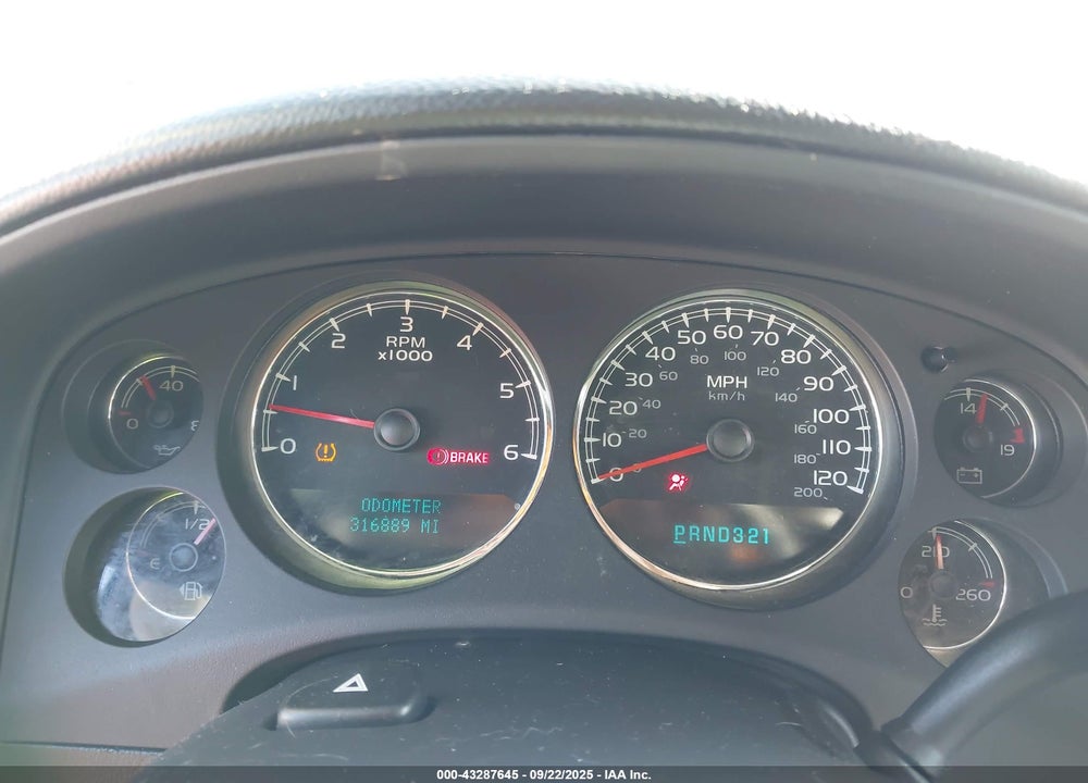 2007 CHEVROLET TAHOE LT VIN: 1GNFK130X7J120793