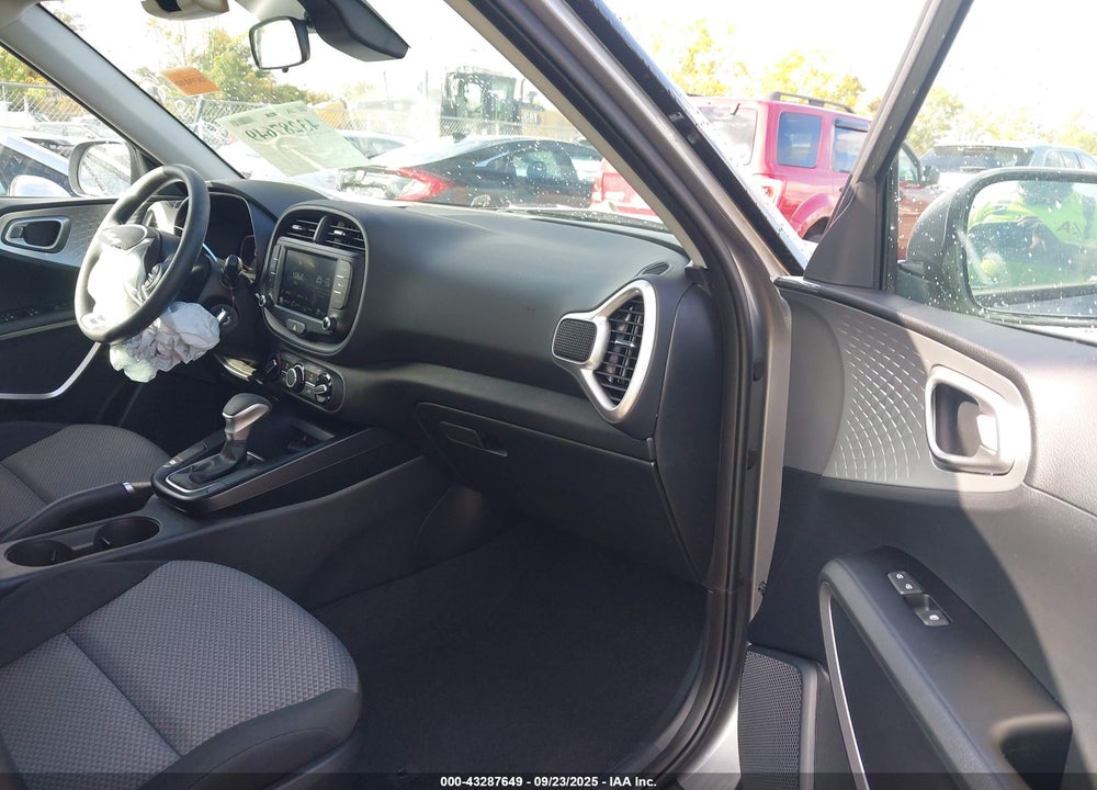 2025 KIA SOUL LX VIN: KNDJ23AU5S7958238