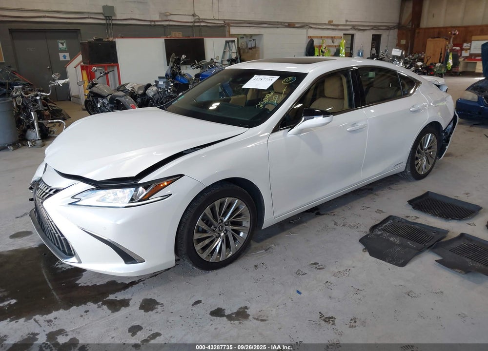 2022 LEXUS ES 300H VIN: 58AEA1C14NU022133