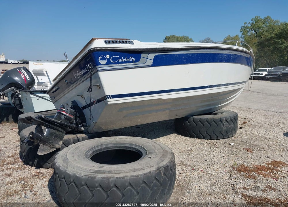 1986 CELEBRITY BOAT VIN: CYG18970L586