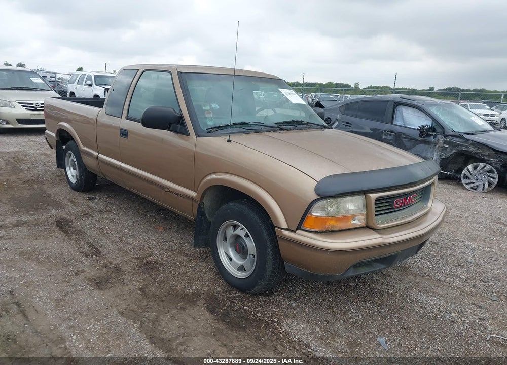 1999 GMC SONOMA SLS VIN: 1GTCS1946X8512036