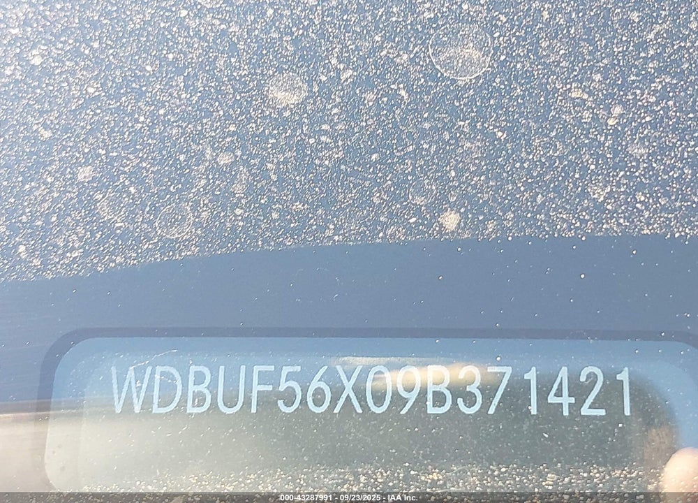 2009 MERCEDES-BENZ E-CLASS VIN: WDBUF56X09B371421