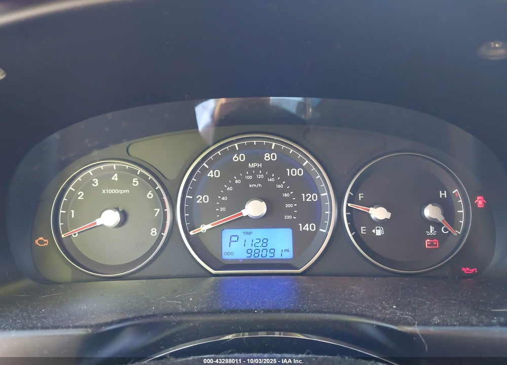 2011 HYUNDAI SANTA FE VIN: 5XYZK3AB5BG047797