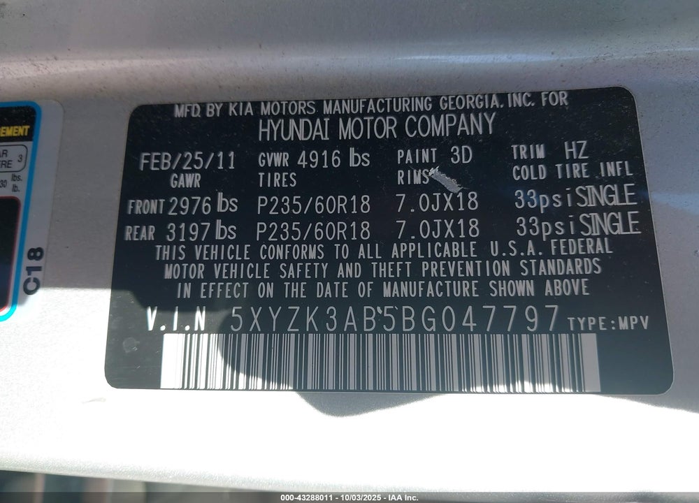 2011 HYUNDAI SANTA FE VIN: 5XYZK3AB5BG047797