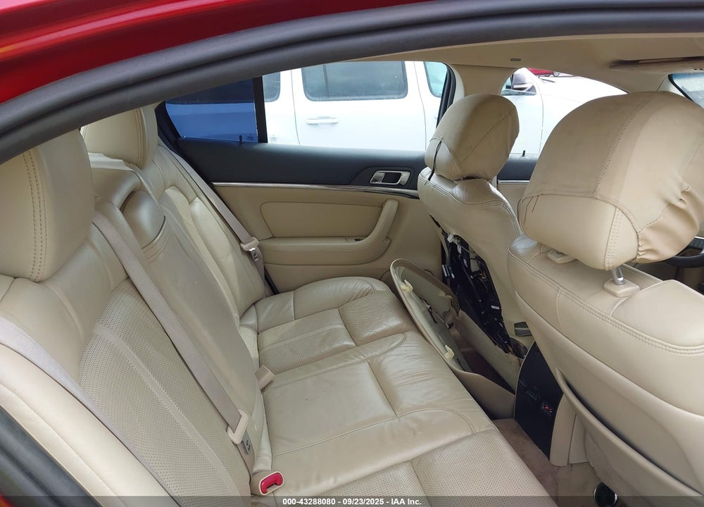 2009 LINCOLN MKS VIN: 1LNHM93R29G625621