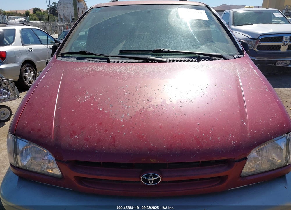 2000 TOYOTA SIENNA XLE VIN: 4T3ZF13C4YU236126