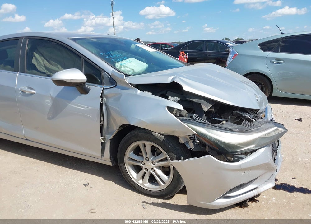 2018 CHEVROLET CRUZE LT AUTO VIN: 1G1BE5SMXJ7154272