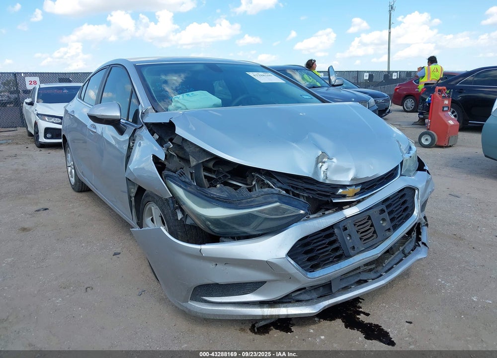 2018 CHEVROLET CRUZE LT AUTO VIN: 1G1BE5SMXJ7154272