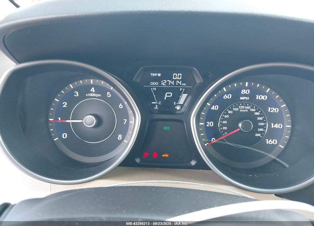 2013 HYUNDAI ELANTRA VIN: 5NPDH4AE6DH292452