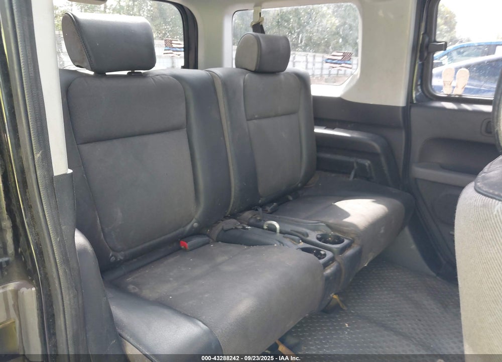 2004 HONDA ELEMENT EX VIN: 5J6YH28584L008031
