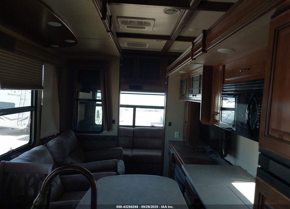 2014 HEARTLAND RVS BIGHORN SERIES M-316 VIN: 5SFBG3725EE279904