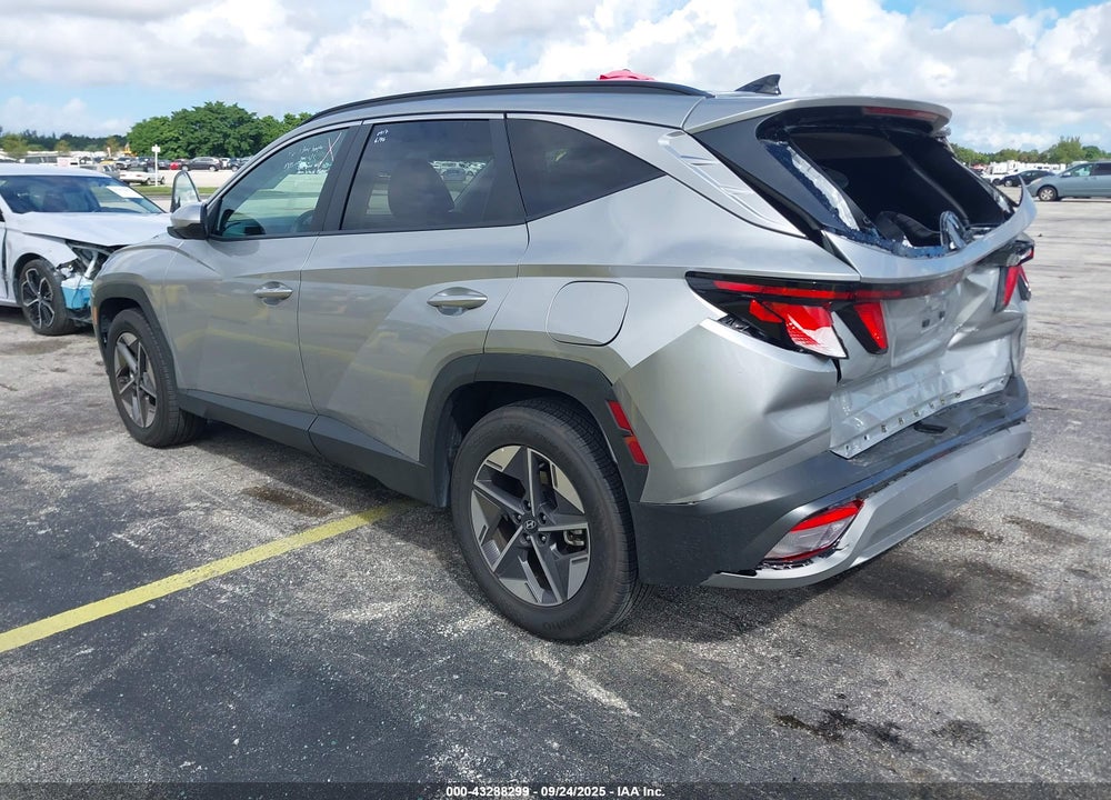 2025 HYUNDAI TUCSON VIN: 5NMJB3DE0SH557984