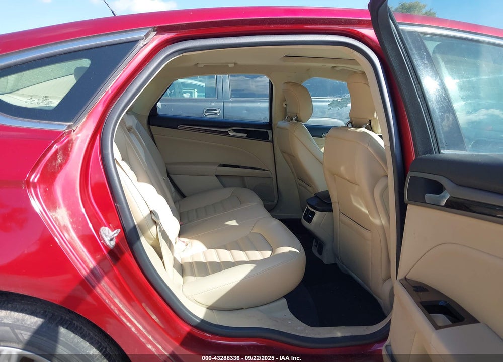2014 FORD FUSION VIN: 3FA6P0LU9ER198613