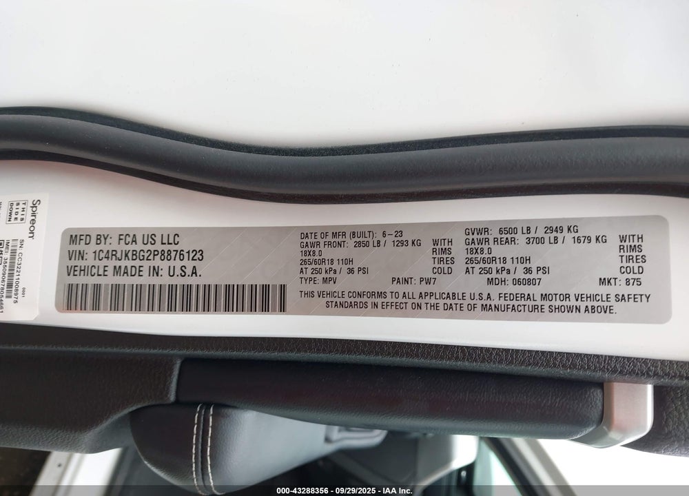 2023 JEEP GRAND CHEROKEE L LIMITED 4X4 VIN: 1C4RJKBG2P8876123