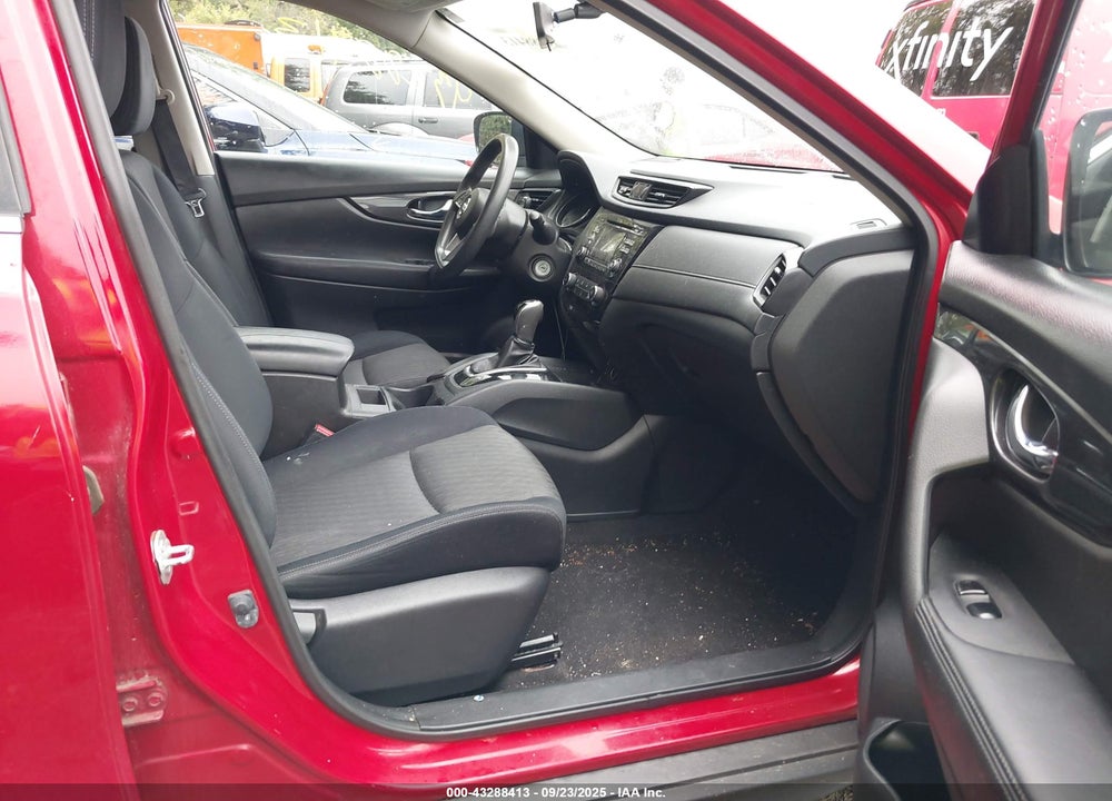 2017 NISSAN ROGUE SPORT VIN: JN8AT2MT2HW393797